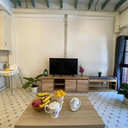 1 Min Walk To Bts, 3 Bed 3 Bath, Entire House Apartment