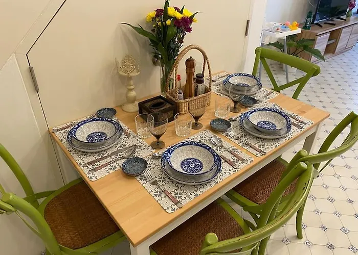 1 Min Walk To Bts, 3 Bed 3 Bath, Entire House Bangkok