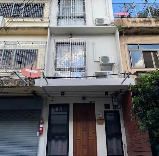 1 Min Walk To Bts, 3 Bed 3 Bath, Entire House Apartment